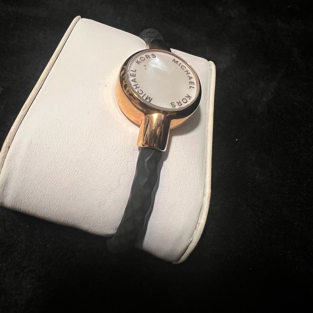 Michael Kors Activity tracker
